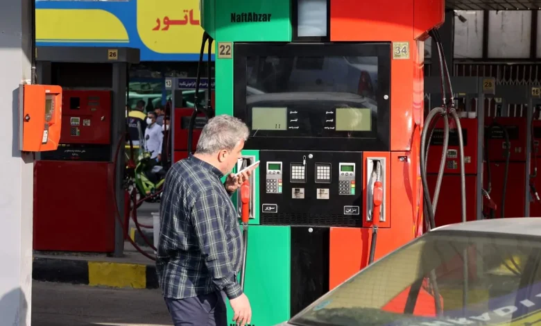 خداحافظی با کارت سوخت/ بنزین ۵۰۰۰ تومانی با کارت بانکی در راه است؟