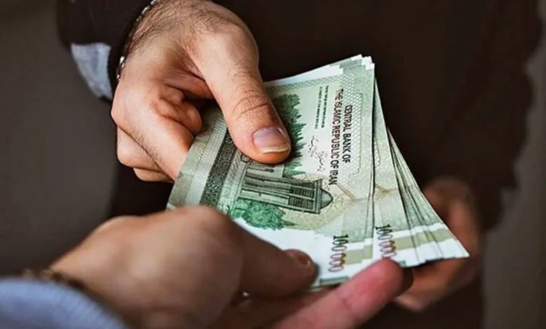 حقوق این افراد ۴۳ درصد زیاد می‌شود / جزئیات تغییر فیش حقوقی سال ۱۴۰۵